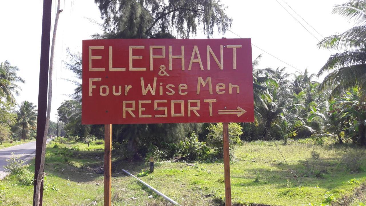 Elephant And Four Wise Men Resort Ram Nagar Exteriör bild